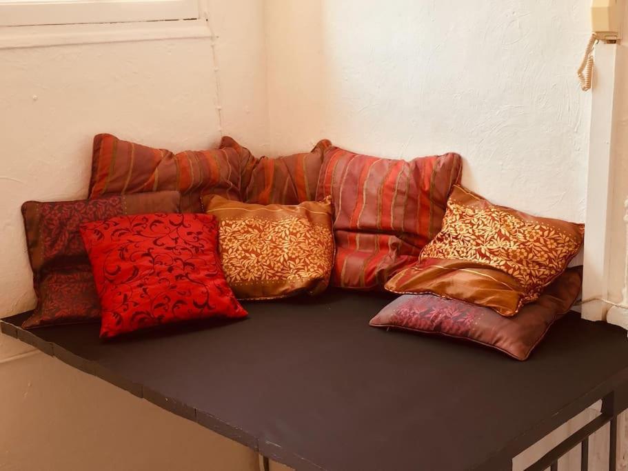 Lovely Flat In The Heart Of The Medieval City Hyères Exterior foto