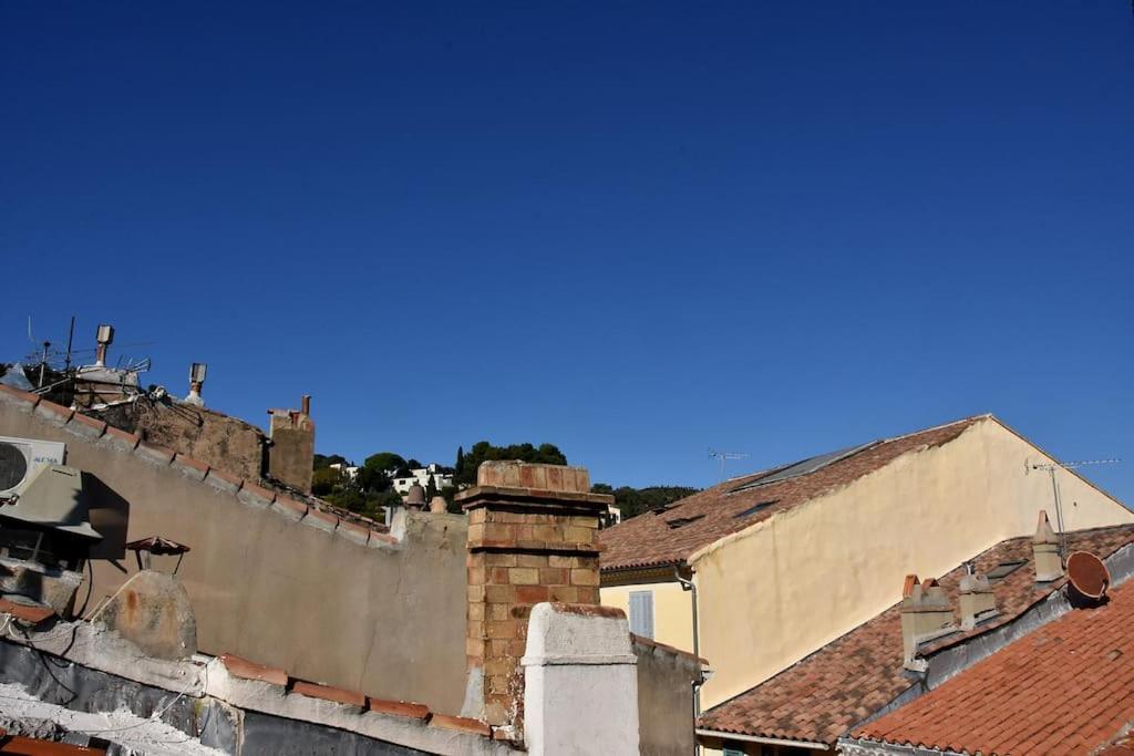 Lovely Flat In The Heart Of The Medieval City Hyères Exterior foto